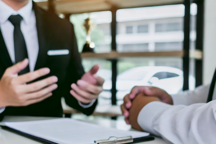 cuando contratar abogado tras accidente